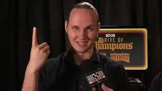 Norman Harras gibt sich selbstsicher vorm Strap Match bei wXw Drive of Champions
