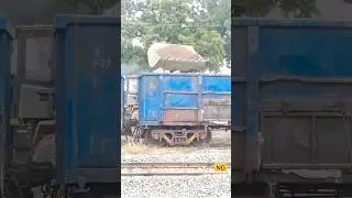 Wagon Loading 😍 #indianrailways #goodstrains #wagon #wagonloading #locomotive