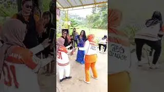 @##miss bella bersama group senam geboy cihamerang