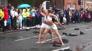 Derby Feste 2017  Cie Artonik  HD