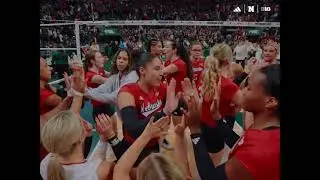 The No. 1 Nebraska Volleyball team is back home at the Bob Devaney Sports Center! ❤️🤍