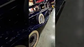 Going back in time w/ this 1931 Packard 845 Deluxe custom Eight Sedan 🎩🎱