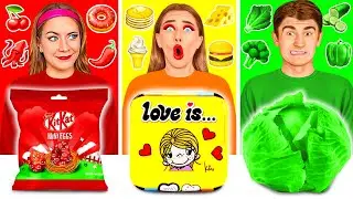 24 Часа Едим Еду Одного Цвета Челлендж | Смешные Ситуации с Едой от Crazy DO