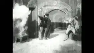 The Haunted Castle 1896 George Melies film muet