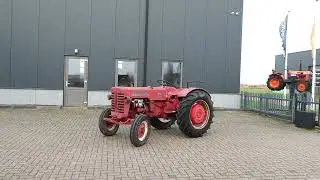 Mc Cormcik Farmall D324 2dw / Margetrekker