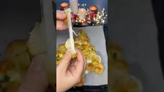 Easy Christmas Tree Cheese Bites 🎄🧀 | Puff Pastry Holiday Snack #shorts #recipe