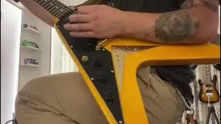 Tokai FV62 VNT Flying V at Al&rsquo;s Music Factory
