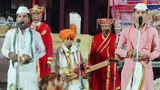 काय अप्रतिम चाल गायली महाराजांनी ...आणि मृदंग वादन...नक्की ऐकाच