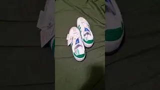 Unboxing Adidas Samba OG Green. #unboxing #samba #adidas #adidassamba #sambagreen #newyork #usa