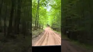 Offroading MICHIGAN- take a ride with us to the mini MAC BRIDGE🛻🛻😎😎🌳💦 #explore #offroad #michigan