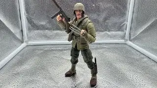 Обзор фигурки Росомахи из серии Marvel Legends времен Второй мировой войны!