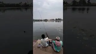 Life is not easy for everyone | BINDUSAGAR #lingaraj #bhubaneswar #fishinglife #ExploreBhubaneswar