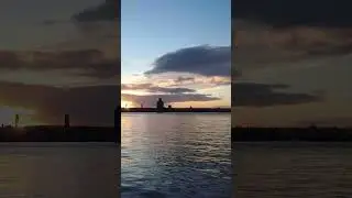 Sunset River Mersey, Liverpool, Merseyside, England Friday, 12th December 2025