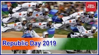 Stunning Motorcycle Stunts By Indian Army Daredevils At Republic Day Parade