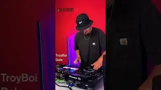 Pioneer CDJ3000 scratching