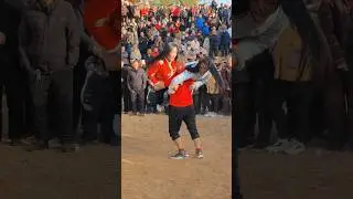 The crowd is so lively #Watch and #Laugh #Funny