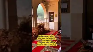 warga merekam longsor dan banjir di dalam mesjid #fypシ #viral #viralindonesia