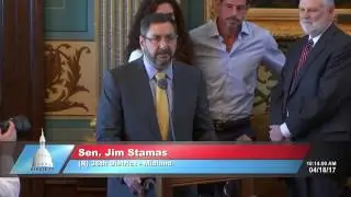 Sen. Stamas delivers tribute to former Sen. John Pridnia