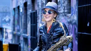 Australian musician busker, Ania Reynolds, Synthotronica, tells her story