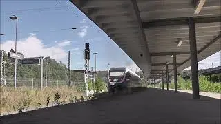 VT 643 319 mit VT 643 346 im Bahnhof Altenbeken