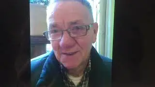 Gerard &lsquo;Draodnaegel&rsquo; Tijdink voor Omroep GLD ge&iuml;nterviewd door Jan Manschot, eind vorige eeuw.