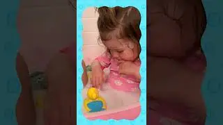 C'est l'heure de se faire propre !🛁 #chansonspourb&eacute;b&eacute;s  #cocomelon #bain