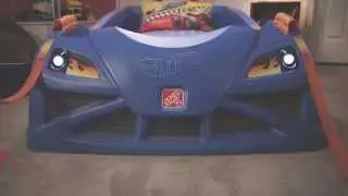 Step2 Hot Wheels™ Toddler-to-Twin Race Car Bed™