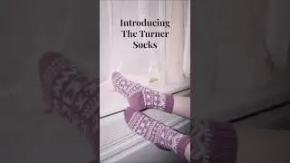The #TurnerSocks pattern is now available on Ravelry (for free!) ✨ #knitting #knit #knittingpattern