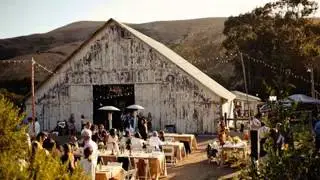 Mountain wedding decor ideas