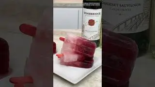 Ombr&eacute; Wine Popsicles  #cocktail #popsicle