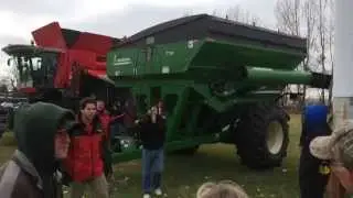 (3) Parker 739 Grain Carts Sold on Recent Farm Auctions