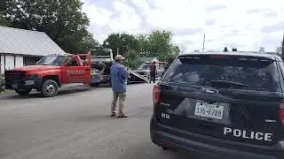 Crazy Cactus Man Neighbor Trouble/Towing Truck & Almost Hits Me - Del Rio, TX