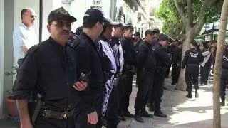 Algérie:La police empêche une manifestation du mouvement Barakat