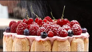 charlotte aux fruits rouges