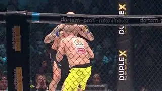 S&aacute;mer Issa vs. Martin Koci&aacute;n - MMA Praha CIash 11 2025