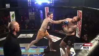 Charlie KNOWLES vs Harry TOMPKINS
