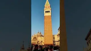 Sunset in St Mark&rsquo;s square, Venice 🌅