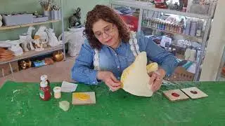 PINTAREMOS UNA GALLINITA CON TECNICA MEXICANA. (CERAMICA MARIA ELENA)