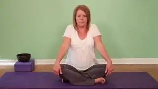 What Are the Benefits of Shoulder Shrugs? : Yoga Exercises