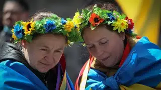 Supporters of Ukraine show their resolve at rally in Montreal