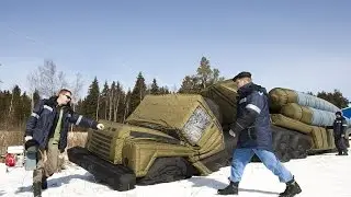 Russia&rsquo;s inflatable military tanks