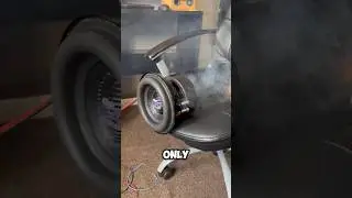 最大ワットと RMS の違いを説明します。