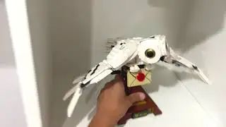 This LEGO Hedwig flaps its wings just like magic!