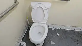 Unisex Restroom Shoot | Superior Grocers (Fmr. Numero Uno Market | Los Angeles, CA