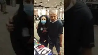 I met Lisa Zane, from  Freddy's Dead : The Final Nightmare, and E. R. - Jacob Lenhoff Tours America