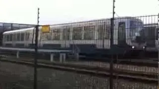 RET Metro 5305 Als Enkel Rijdt met de cabineloze kop richting het keerspoor op remise Waalhaven!!