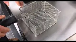How to install the Combisteel fryer basket