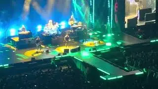 Mr and Mrs Smith By Stereophonics live @ The O2 London 18th December 