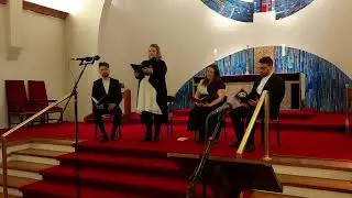 Pass&iacute;us&aacute;lmarnir a&eth; fornu og n&yacute;ju, 14. s&aacute;lmur