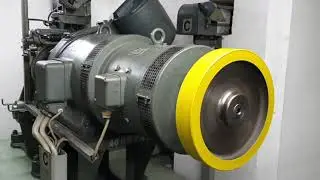 Original 1975 Schindler traction elevator Dynatron Aconic machine room